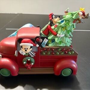 2025 Christmas Popcorn Disney Red and Green Holiday Truck with Mickey and Goofy
